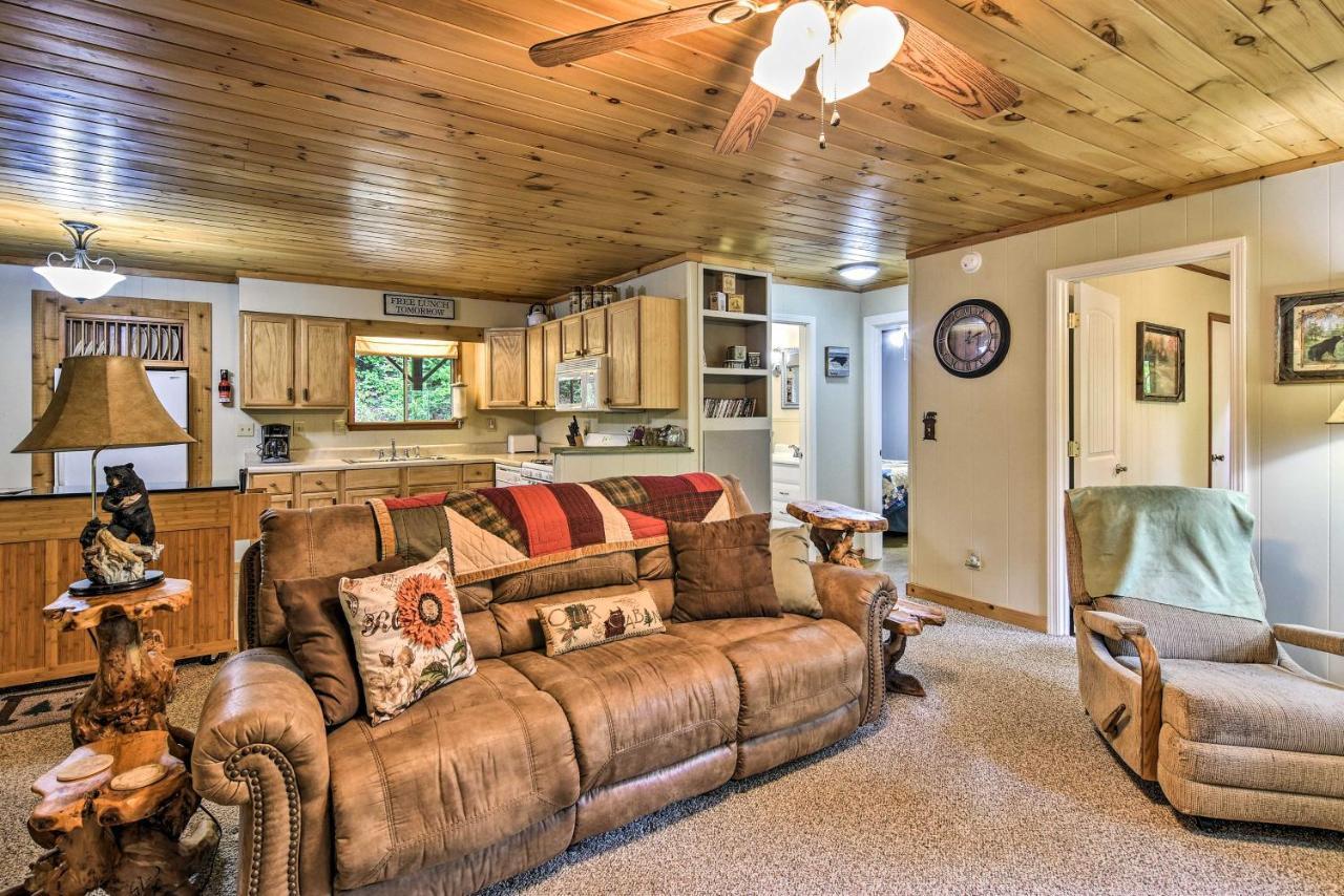 Robbinsville Cabin With Deck 3 Mi To Fontana Lake! Экстерьер фото
