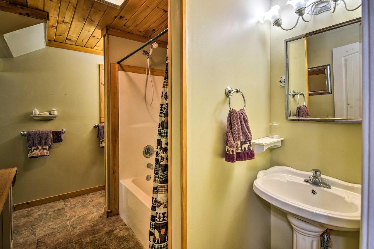 Robbinsville Cabin With Deck 3 Mi To Fontana Lake! Экстерьер фото